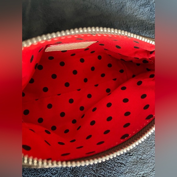 Cavalcanti metallic leather make up bag - Picture 8 of 9